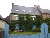 Maison, route de Kergadou (Ploubazlanec)