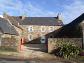 Ancienne ferme, route de Kergrist (Paimpol)