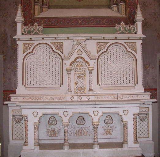 Ensemble de l'autel : autel, gradin d'autel, retable, 2 degrés d'autel