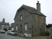 Maison, 18 rue des Ecoles (Dourdain)