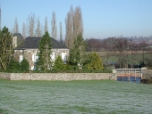 Moulin, actuellement maison, le Moulin de Montperron (Etrelles)
