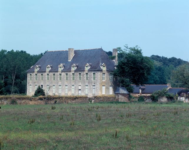 Abbaye de Génovéfains, dite Saint-Jean des Prés (Guillac)