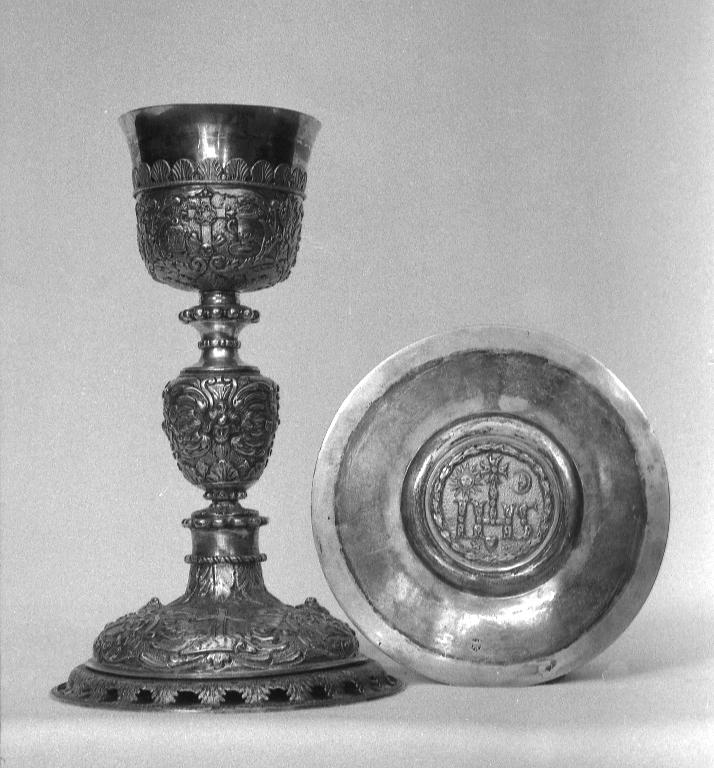 Calice & patène 2, église paroissiale Saint-Pierre (Plouescat)