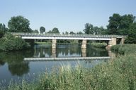 Ouvrages d'art associés au canal de Nantes à Brest : les ponts de chemin de fer