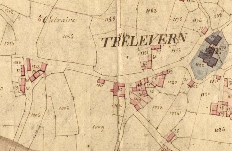 Maison, rue de la Poste ; rue des Plages (Trélévern)