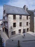 Maison, 1 place du Martray (Tréguier)