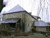 Moulin à farine de Quérou, puis discothèque (Plounévez-Quintin)
