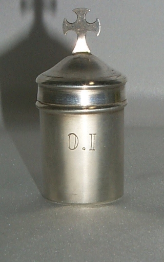 Ampoule à huile des malades 3