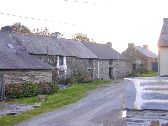 Alignement de six maisons, la Rochelle (Renac)