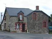 Maison et atelier, 14 et 16 rue de Bellevue (Montreuil-le-Gast)