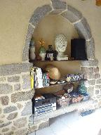 Les aménagements intérieurs : vaisseliers et cheminées de La Chapelle-Chaussée