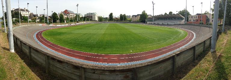 Stade vélodrome Commandant Bougouin, 10 rue Alphonse Guérin (Rennes)