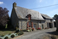 L'habitat des 16e et 17e siècles de la commune de Saint-Etienne-en-Coglès (fusionnée en Maen Roch en 2017)