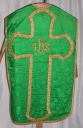 Ornement vert 1 : chasuble, bourse de corporal, étole, manipule, voile de calice