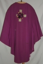 Ornement violet 1 : chasuble