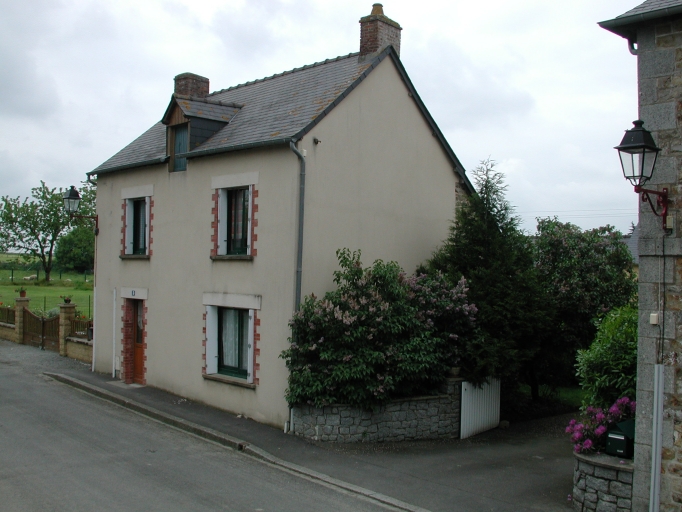 Maison, 3 rue d'Aubigné (Andouillé-Neuville)