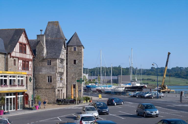 Ports de Tréguier : vieux port, port de commerce et port de plaisance