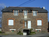 Maison, rue de la Forêt (Saint-Péran)