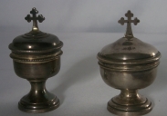 Ensemble de 2 ciboires des malades