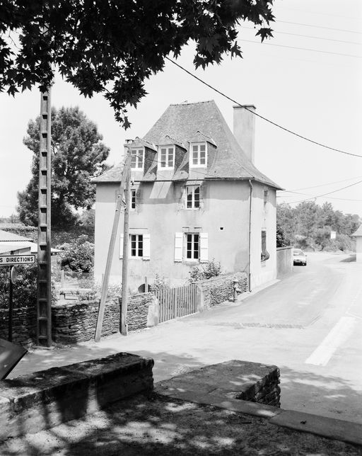 Maison, 15 rue Lucien Briend (Josselin)