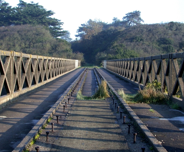Ancienne voie ferrée d'intérêt local Yffiniac-Matignon, deuxième réseau (Erquy)
