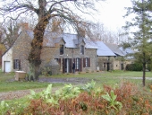 Alignement de maisons, la Gaulière (Pipriac)