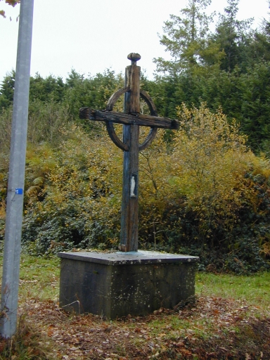 Croix de chemin, le Haut Domaine des Renaudais (Pipriac)
