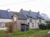 Alignement de maisons, la Grée (Pipriac)