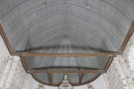 Décor de charpente : 10 entraits, sablières, lambris de couvrement