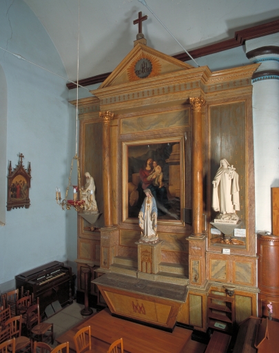 Ensemble de l'autel de la Vierge : autel, tabernacle, retable, 2 gradins d'autel, 2 degrés d'autel