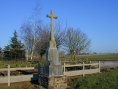 Croix de chemin, route départementale 108 (Domalain)