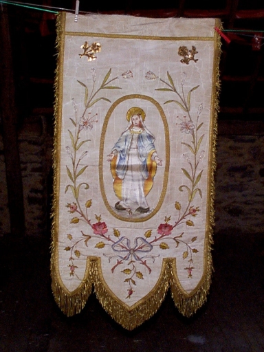 Bannière de procession 2 : Immaculée Conception ; sainte Thérèse