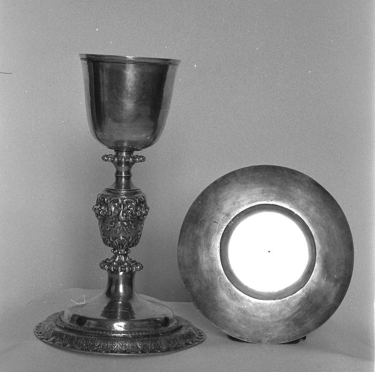 Calice & patène 1, église paroissiale Saint-Lubin (Lizio)