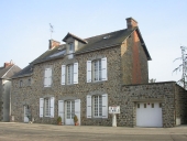 Maison, 10 rue Nationale (Saint-Domineuc)