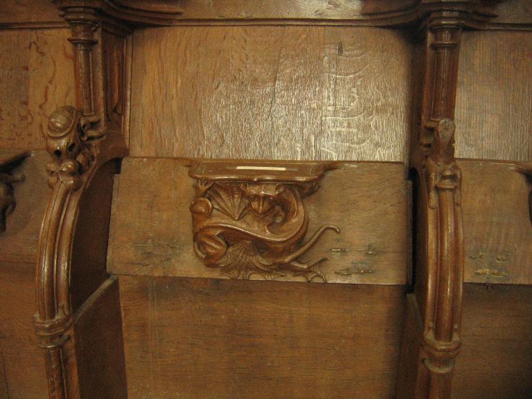 Cathédrale Saint-Tugdual : stalle 46