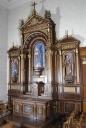 Autel, retable et tabernacle