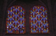 Ensemble des 8 verrières décoratives de la coupole du choeur (baies 200 à 207) et de la verrière du bras nord du transept