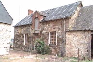 Alignement de maisons, la Tréhinais (Livré-sur-Changeon)