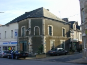 Magasin de commerce, 2 rue de l' Avenir ; rue Duguesclin (Pipriac)