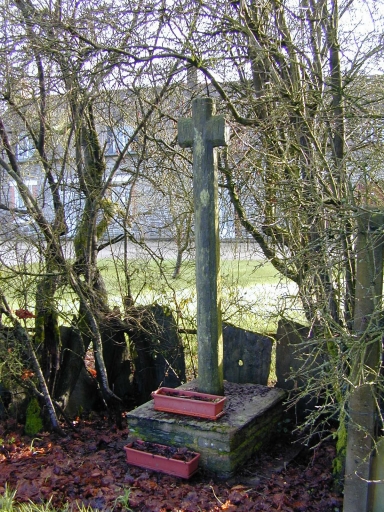 Croix de chemin, le Bas Châtel (Pipriac)