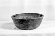 Réserve à eau baptismale