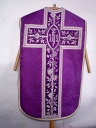 Ornement violet 2 : chasuble