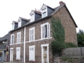Maison, 7 rue Carrée (Châteauneuf-d'Ille-et-Vilaine)