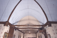 Décor de charpente : entraits, pièces de charpente, clé de voûte (Chancé fusionnée en Piré-Chancé en 2019)