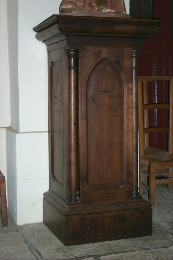 Socles ; troncs (4)