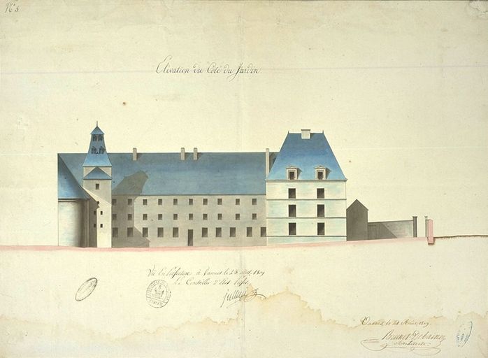 Couvent des Dominicains dit couvent de Saint-Vincent Ferrier, puis caserne de Gendarmerie nationale, place Général de Gaulle (Vannes)