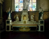 Autel, devant d'autel, gradin d'autel, tabernacle, exposition, statues (2) (maître-autel, tabernacle à dais d'exposition), ancienne collégiale, actuellement église Sainte-Marie-Madeleine (Champeaux)