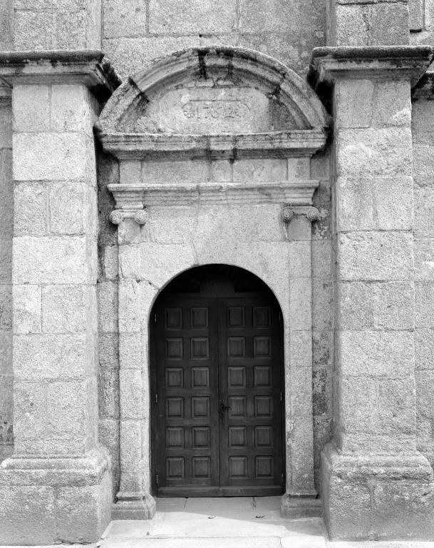 Eglise paroissiale Saint Pierre (Plouzévédé)