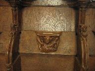 Cathédrale Saint-Tugdual : stalle 45