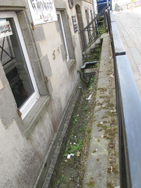 Grand'rue, actuellement place du marché et grand'rue (Châteaulin)